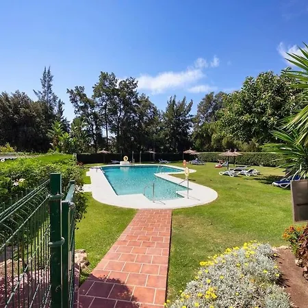 Apartment Stunning 3 Bedroom Near Golf And Beach! Rdr350 *